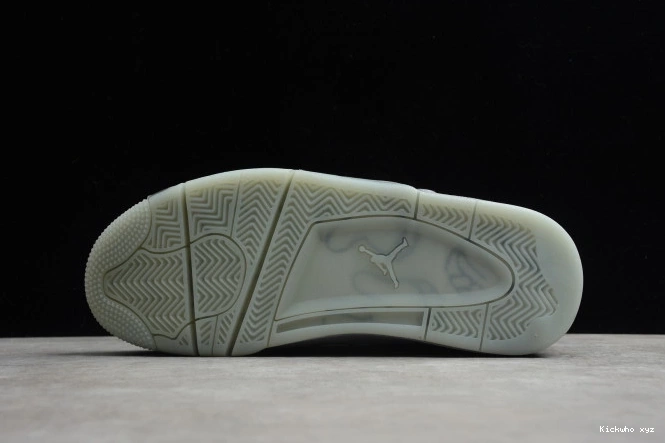 4 Cool Air 930155-003 Grey KAWS Jordan x 0522
